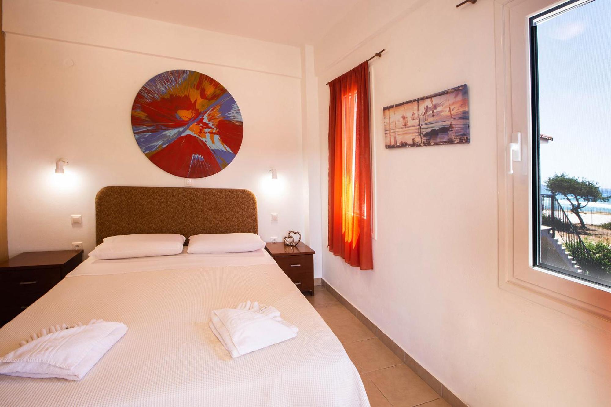 Romanos Beach Villas Extérieur photo