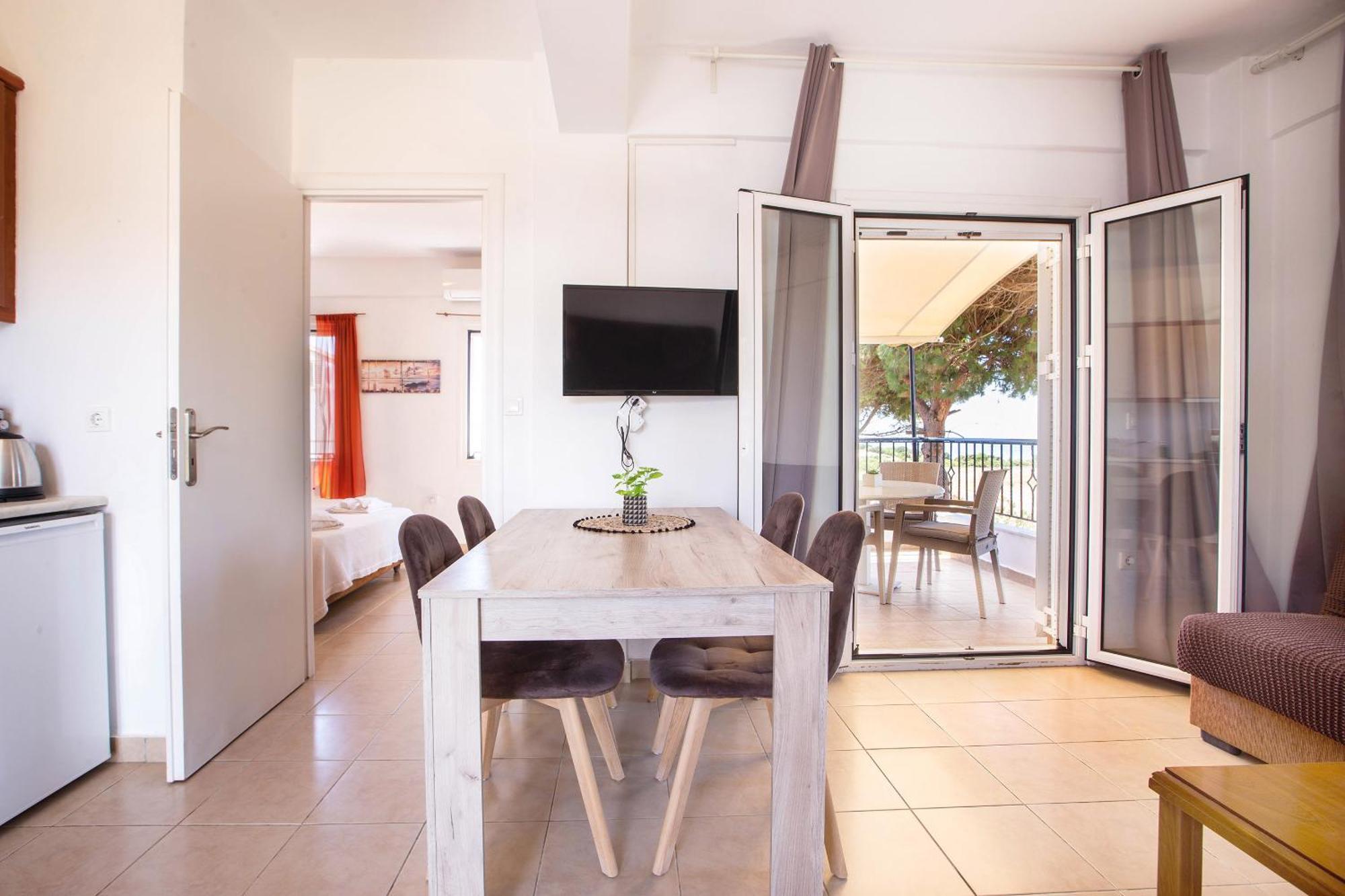Romanos Beach Villas Extérieur photo